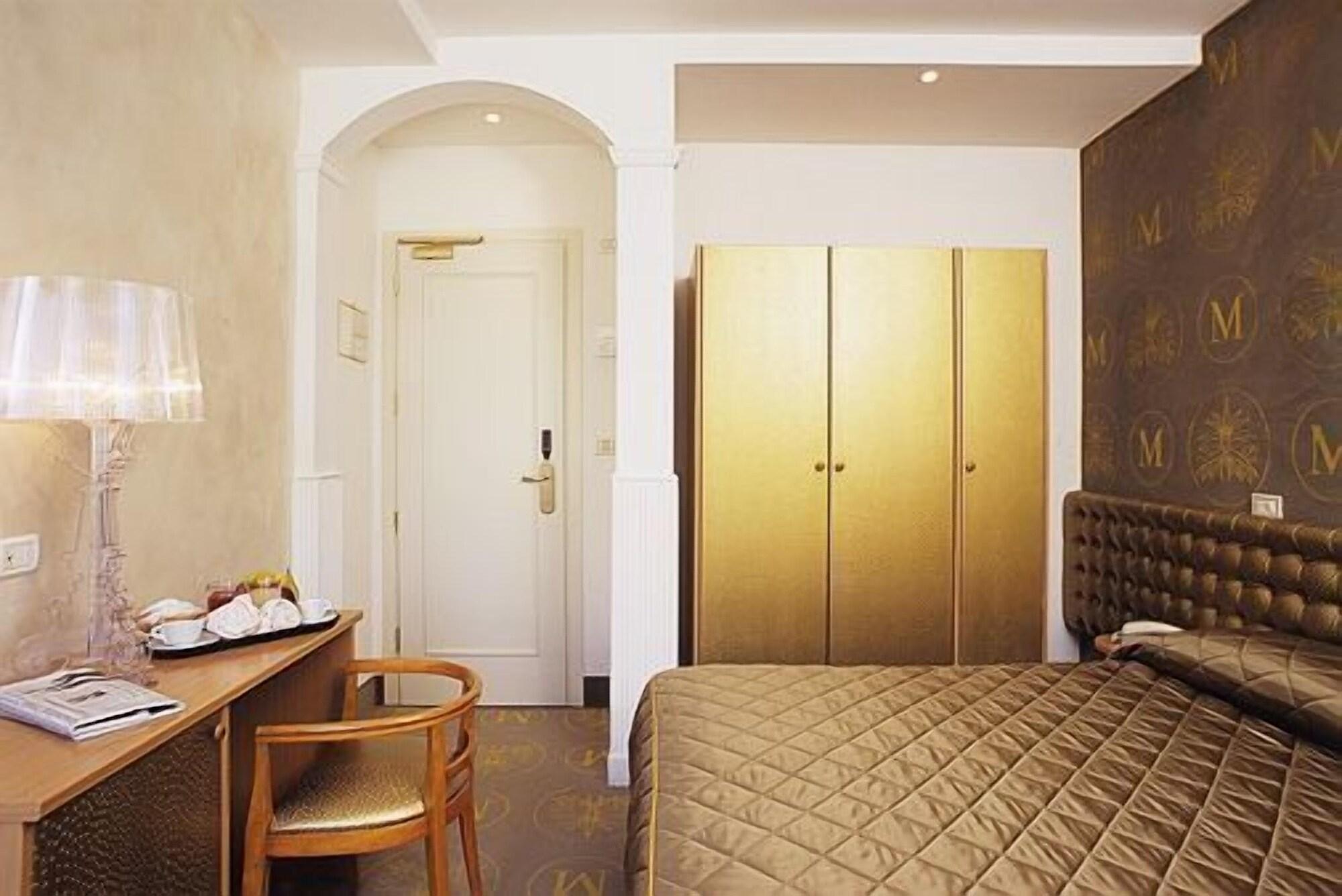 M Glamour Hotel Gabicce Mare Ngoại thất bức ảnh