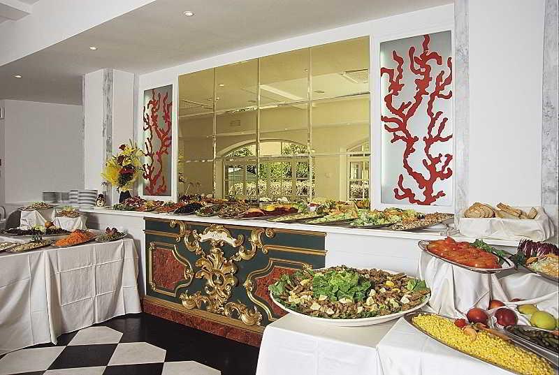 M Glamour Hotel Gabicce Mare Nhà hàng bức ảnh